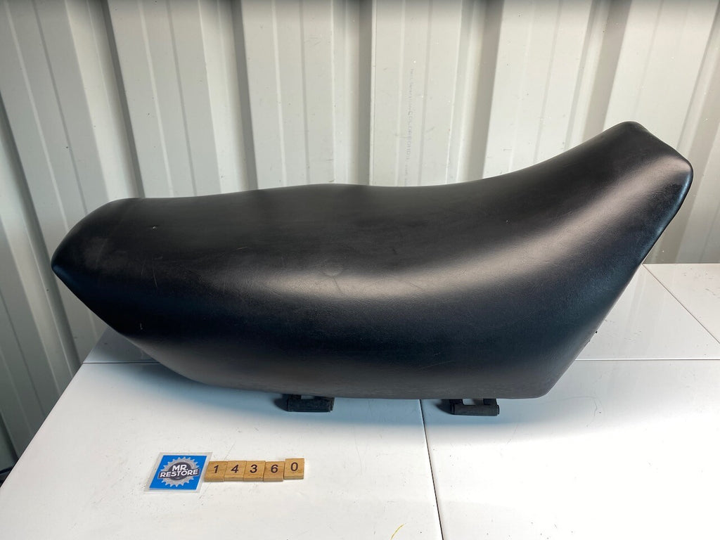 Yamaha XS250 XS400 RK Seat & Latches 17E-W2472-01