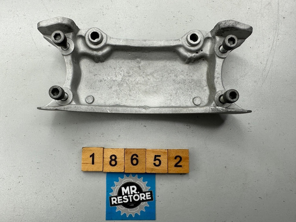 Yamaha XJ900 XJ600 FJ600 Fork Brace 31A-2313A-30-00