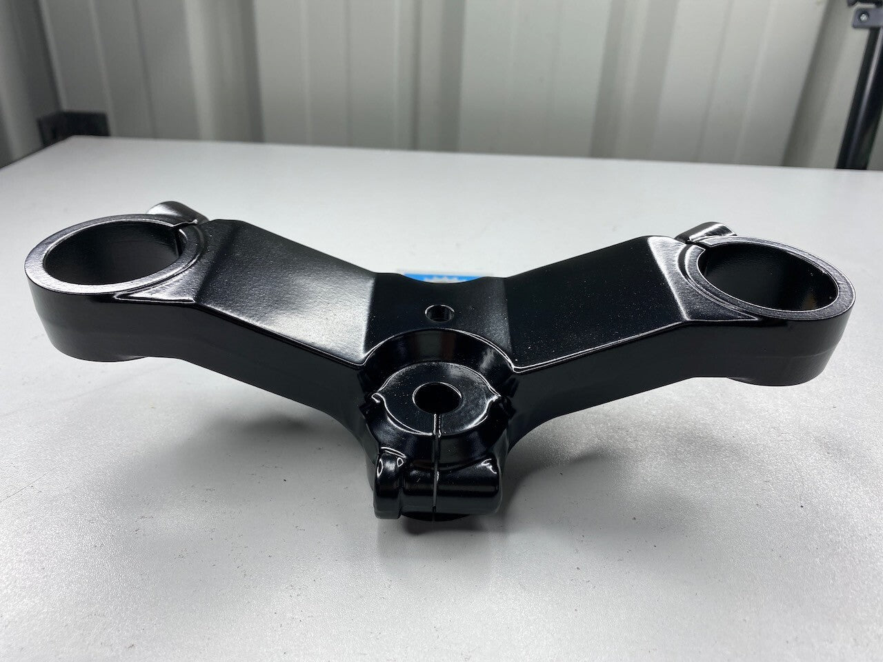 Suzuki RG500 RG400 Steering Stem Head 51311-20A00-291 - Repainted
