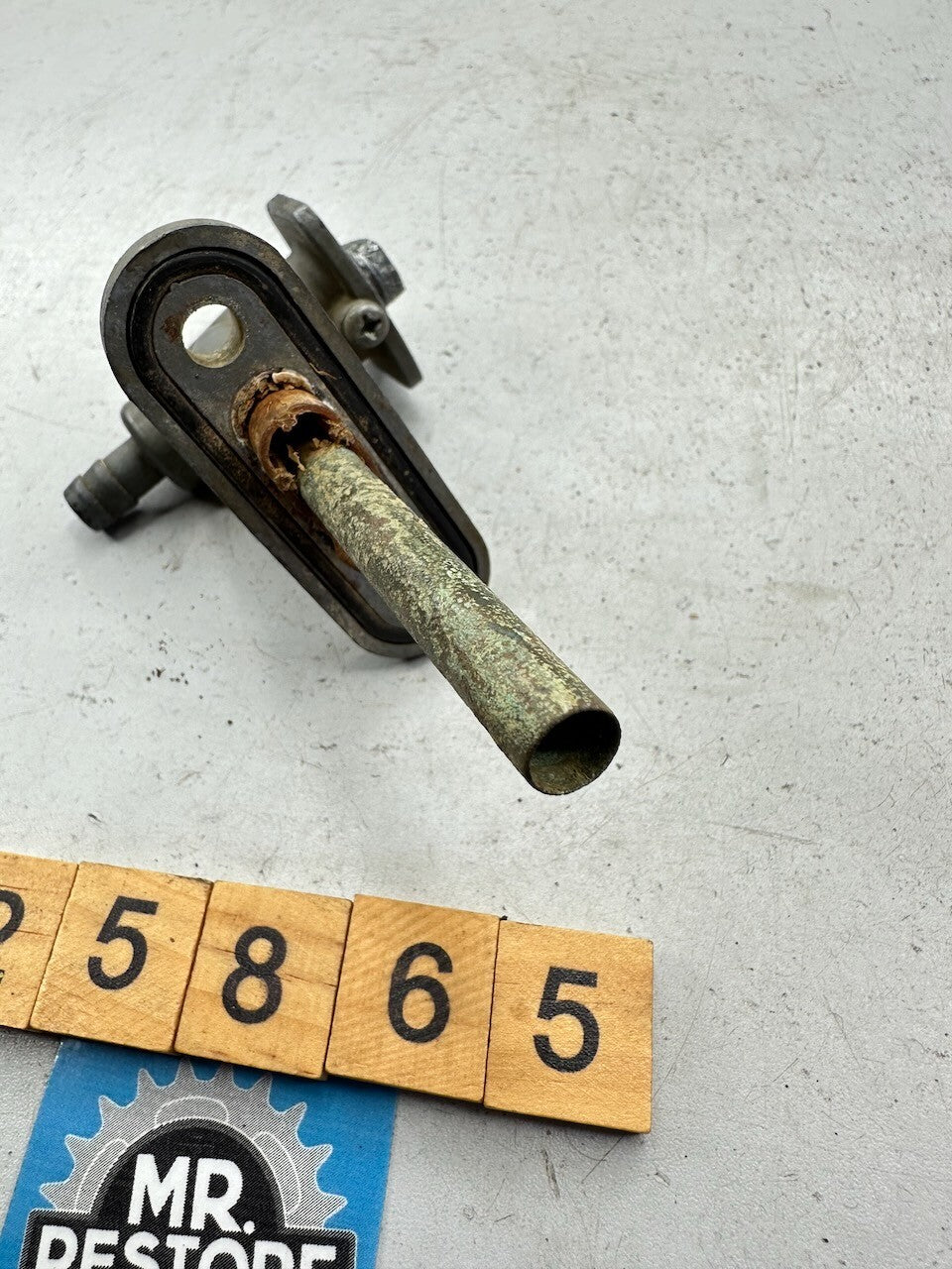 Kawasaki Z1300 KZ1300 '79-82' OEM Fuel Tap Petcock (spares/repair) 51023-1028