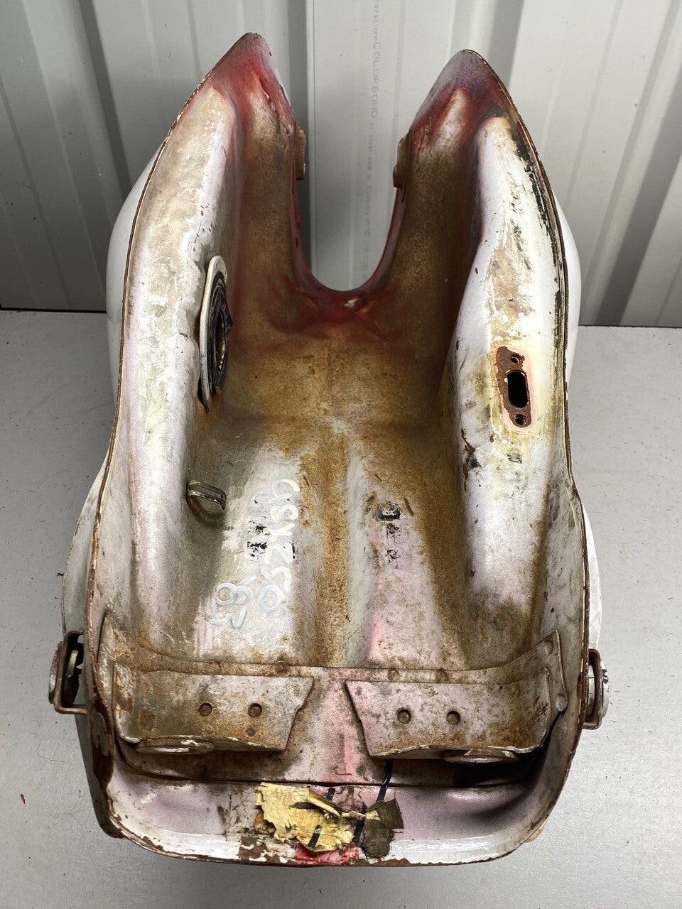 Suzuki GSX250 GSX400 Fuel Gas Tank