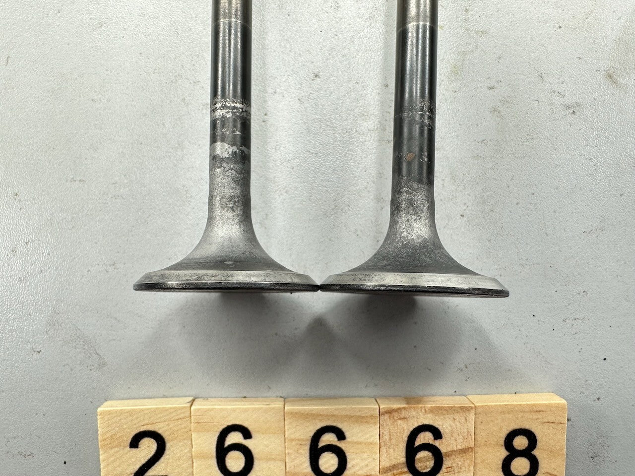 Yamaha XS360 XS400 H Pair of Intake Valves 1L9-12111-03