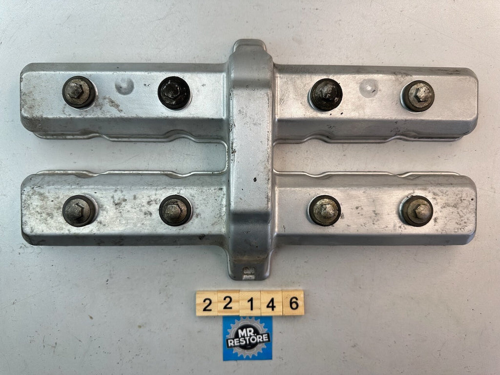 Yamaha YZF600R Thundercat FZR600 Genesis FZR400 Cylinder Head Cover & Bolts