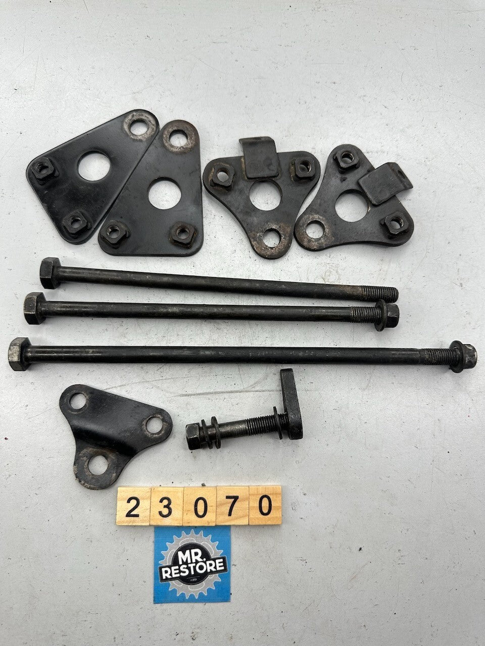 Suzuki GS650 Katana '81-83' Engine Brackets & Bolts