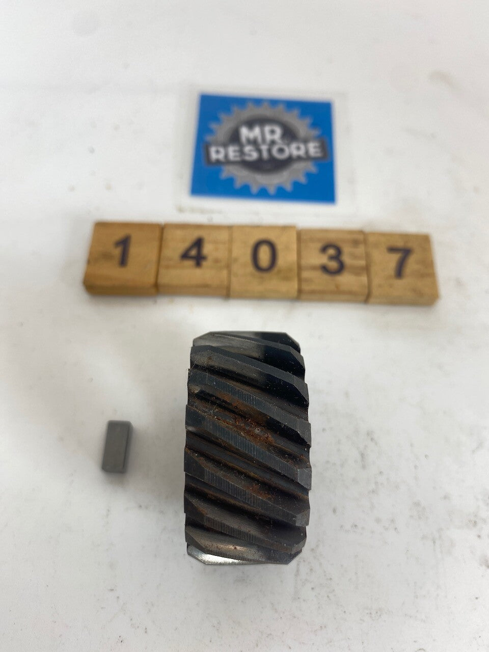Yamaha DT200R Primary Drive Gear & Key 37F-16111
