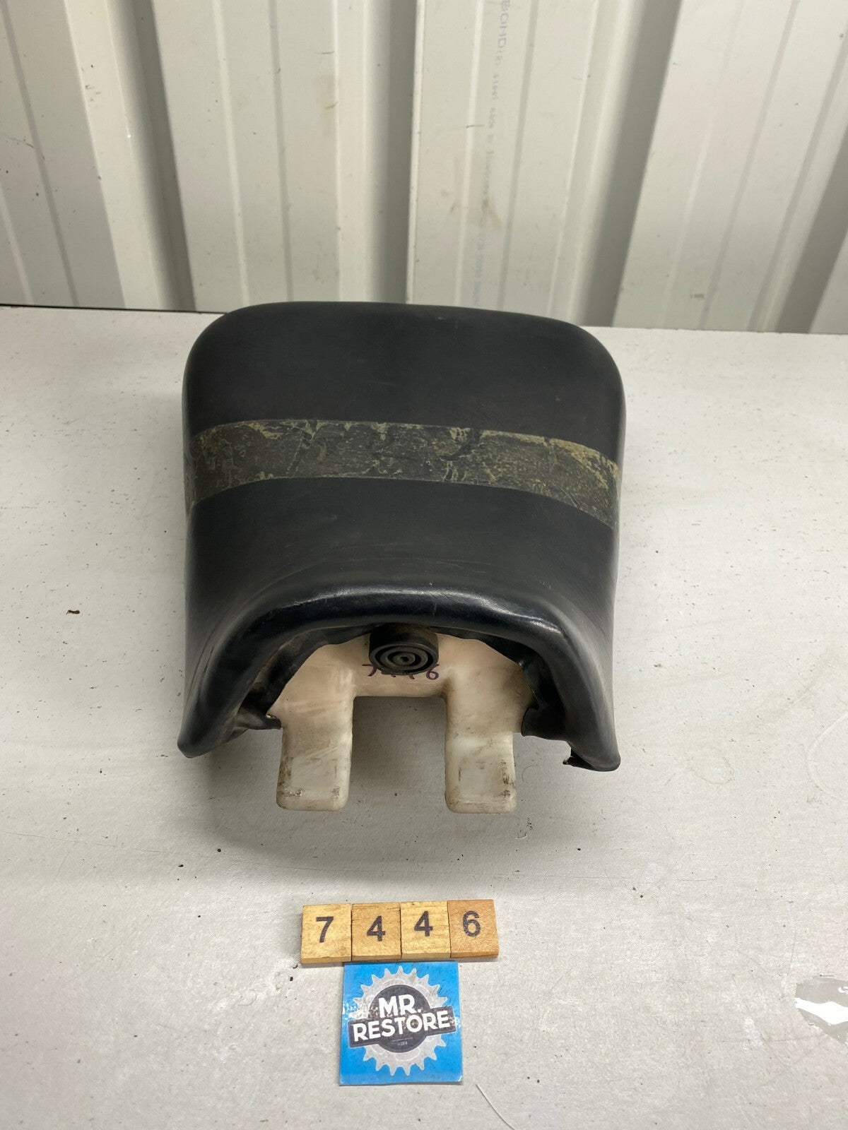 Yamaha FZR250 2KR 3HX Riders Pilot Seat 2KR-24710 - 3HX-24710