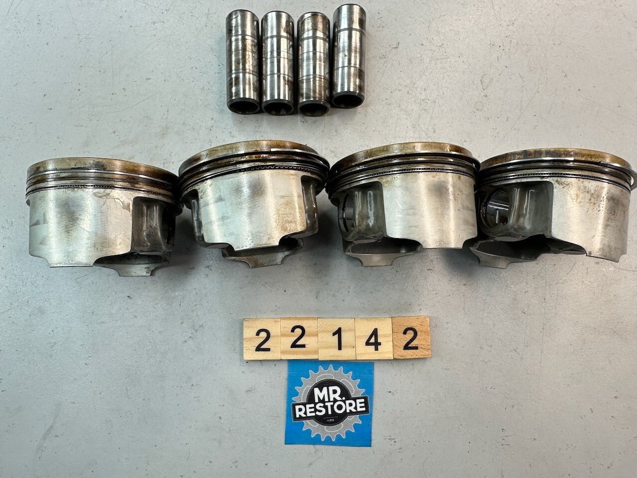 Yamaha YZF600R Thundercat 1996-2007 4TV - OEM Standard Size Pistons x 4