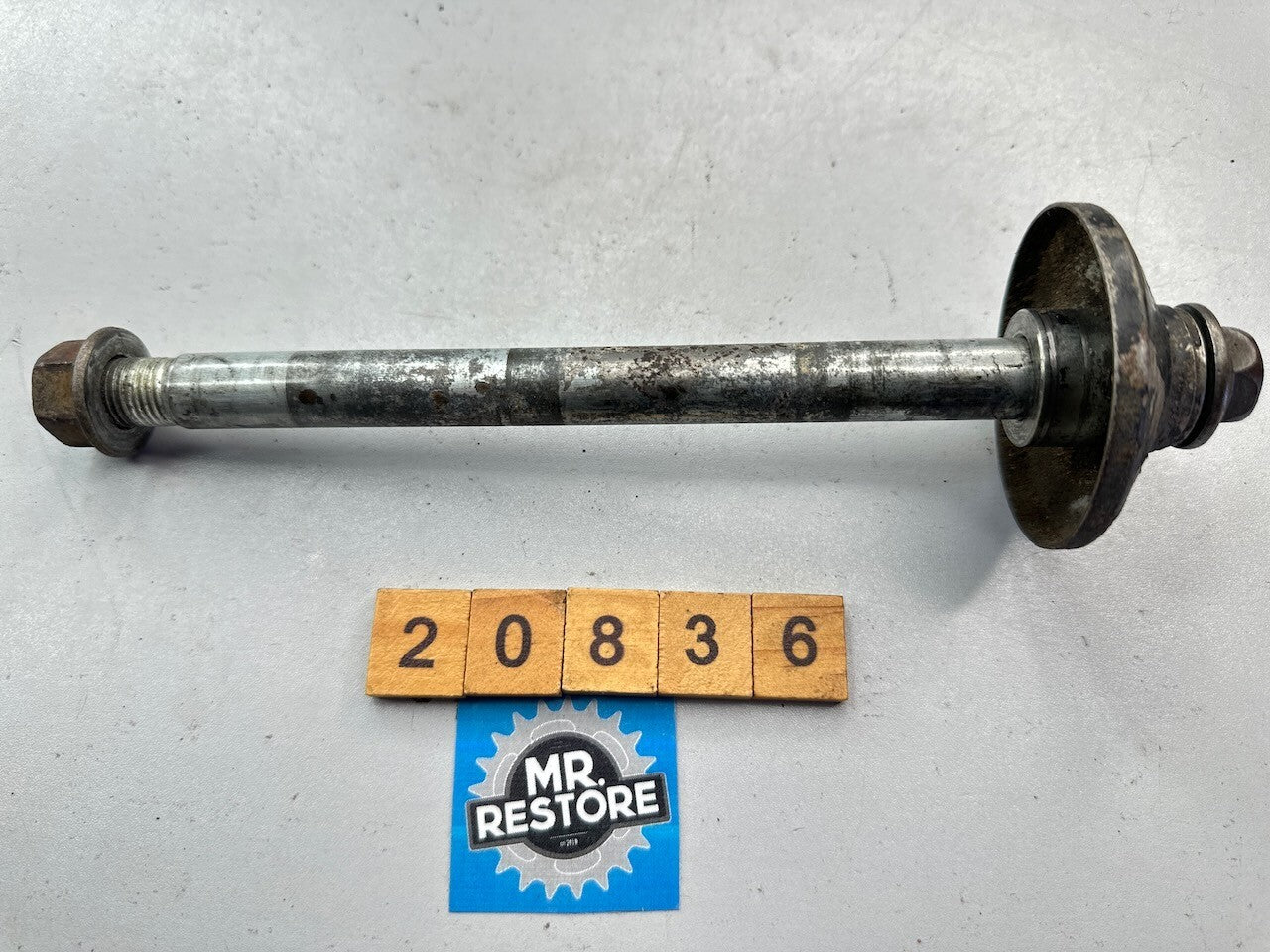 Kawasaki Z250 KZ250 Front Wheel Axle, Spacer & Nut 41068-1029  92027-1218