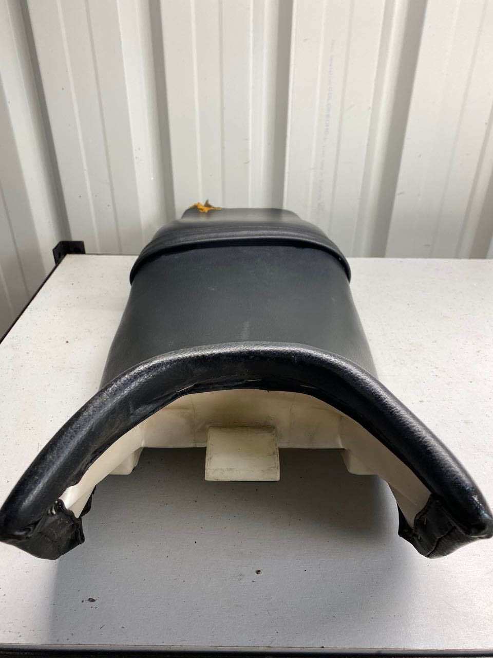 Kawasaki ZZR250 GPX250R Seat & Strap - Mid to Late 80s