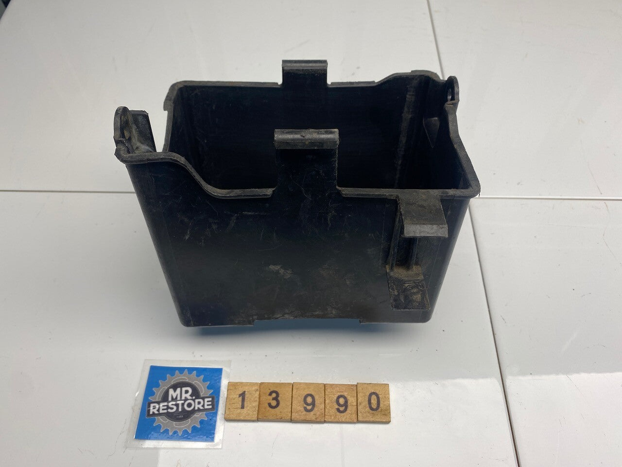 Yamaha FZR250 Battery Holder Box 1HX-2177G