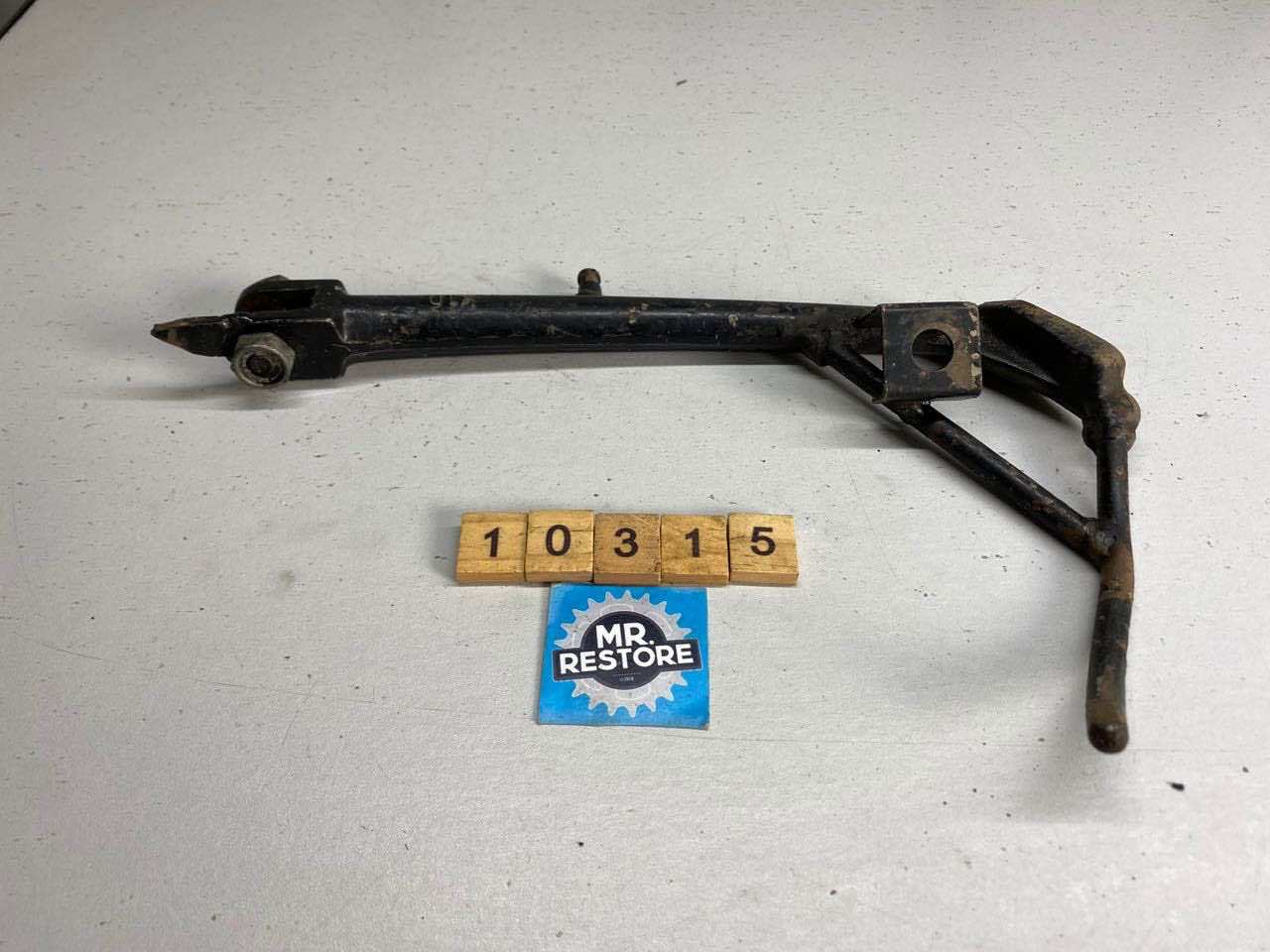 Kawasaki GPZ900R GPZ750R ZX900 OEM Side Stand & Bolt 34024-1176
