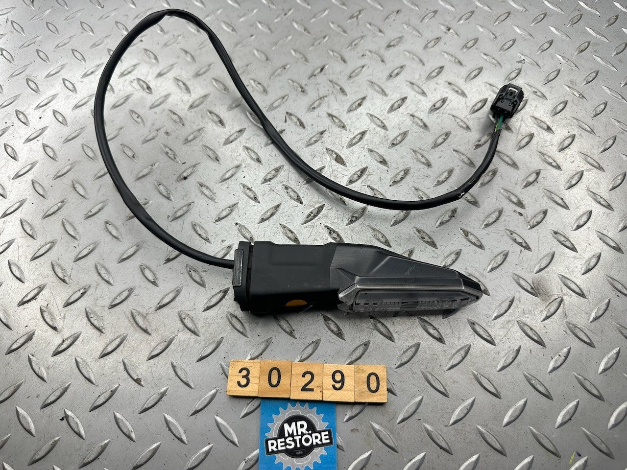 Kawasaki KLZ1000 Versys 1000 2019 Rear Left Turn Signal Indicator 23037-0468