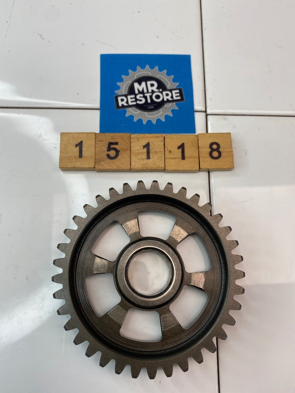 Suzuki GSX250F Across - 1st Driven Gear 37 tooth 24310-24D10 24310-24D11