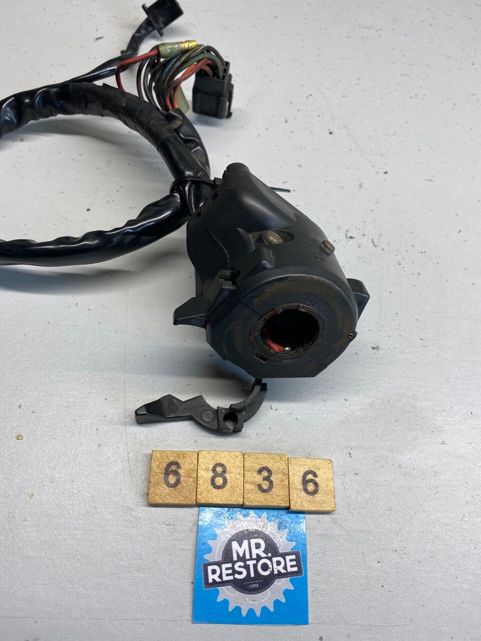 Kawasaki GPZ900 R GPZ750 R ZX900 L/H Handle Bar Switch Assy & Choke Lever