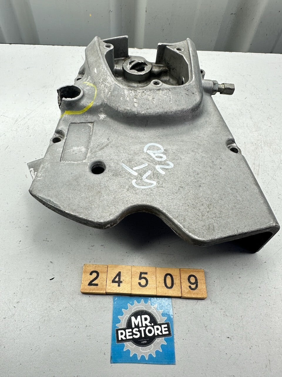 Suzuki SB200 GT200 X5 Sprocket Cover 11361-10200 (damaged)