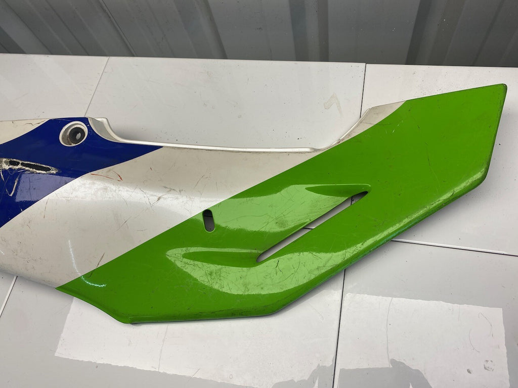 Kawasaki ZXR750 H1 L/H Rear Tail Side Cover 36001-1408