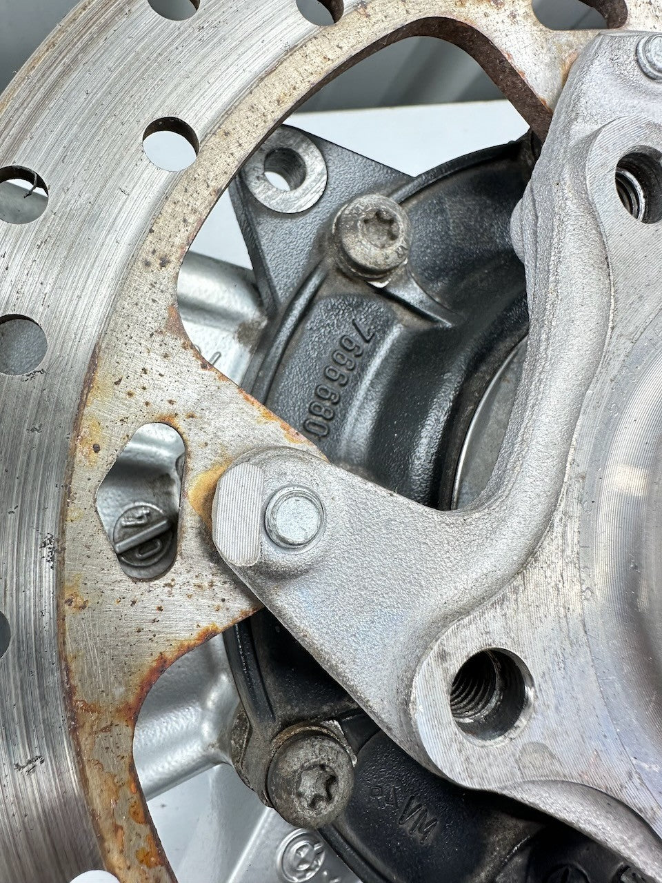 BMW K1200S '03-08' Final Drive Differential Gear Box & Good Brake Disc 7665782