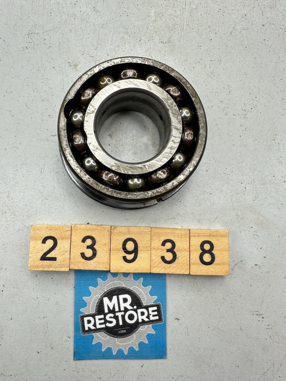 Kawasaki Z1300 KZ1300 '79-82' ZG1300 ZN1300 Output Shaft Bearing 92045-1018