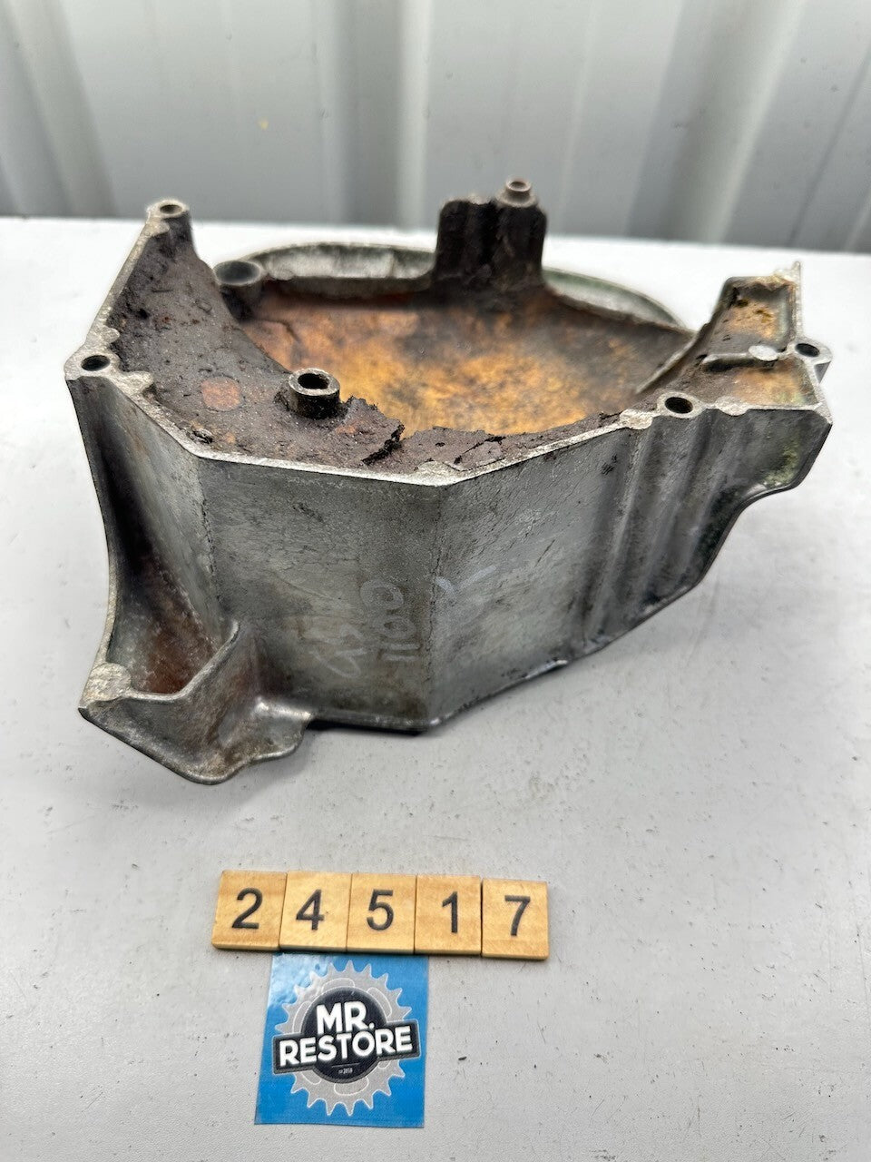 Suzuki GSX1100 GSX1000 GSX750 Engine Sprocket Cover 11360-49201