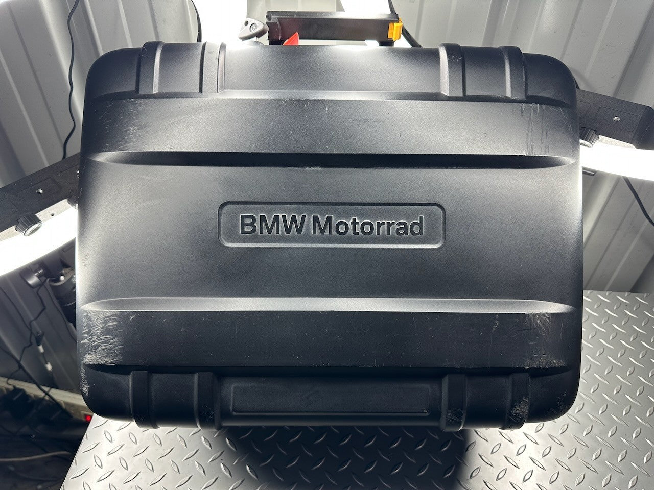 BMW F650GS '99-07' G650GS Pair of OEM Luggage Cases & Rack Mount Set & OEM Key