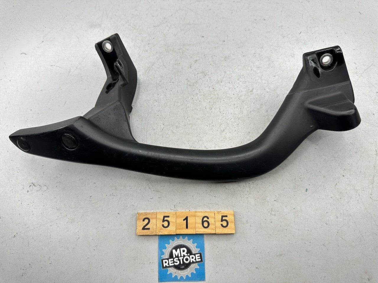 BMW K1300R '07-15' K1200R '04-08' Right Grab Rail Handle 46547686620