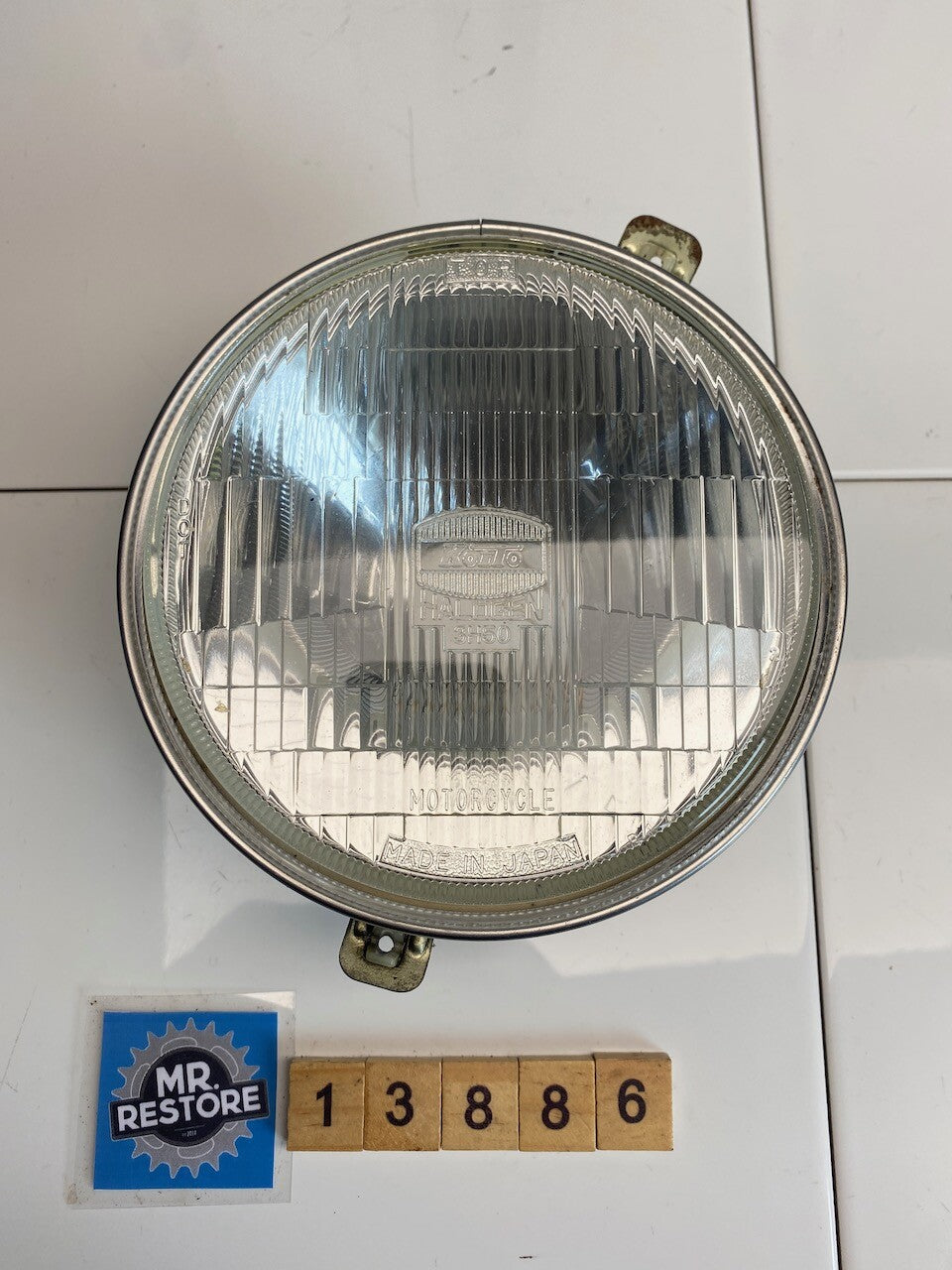 Triumph Daytona Sprint 900 Original Headlight & Chrome Rim
