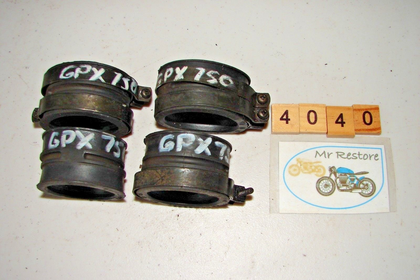 Kawasaki GPZ750 Inlet Manifold carb holder set