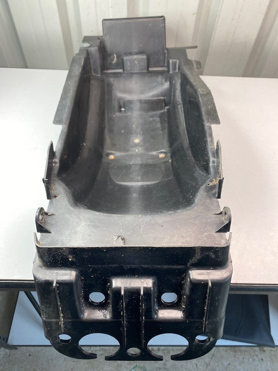 Kawasaki ZX11 ZZR1100 Rear Under Fender Mudguard Battery Tray 1993-01 35023-1343
