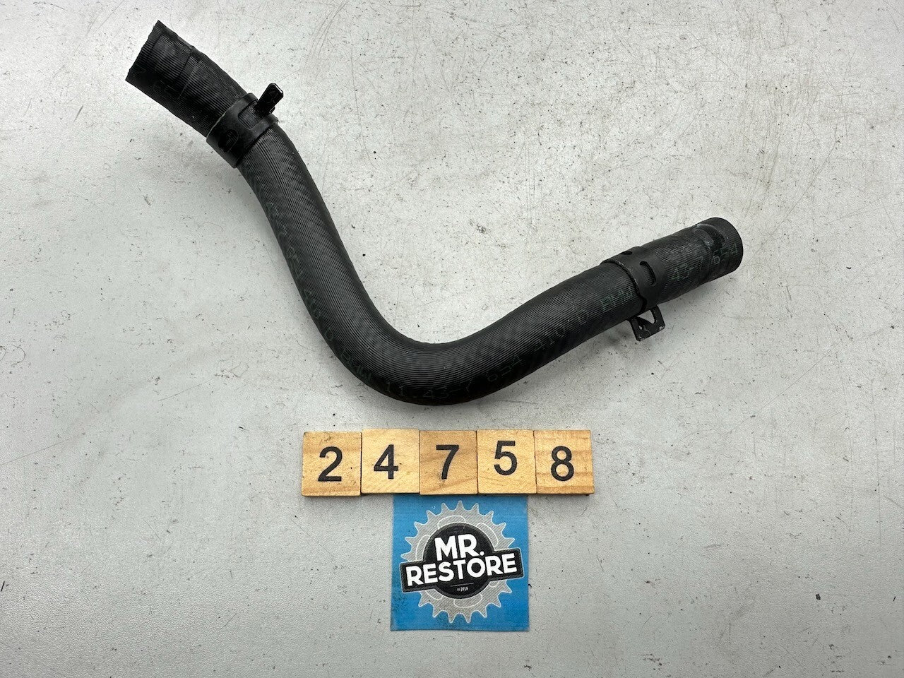BMW G650GS 2008-16 F650GS 1999-07 OEM Oil Hose Inlet 11437654410