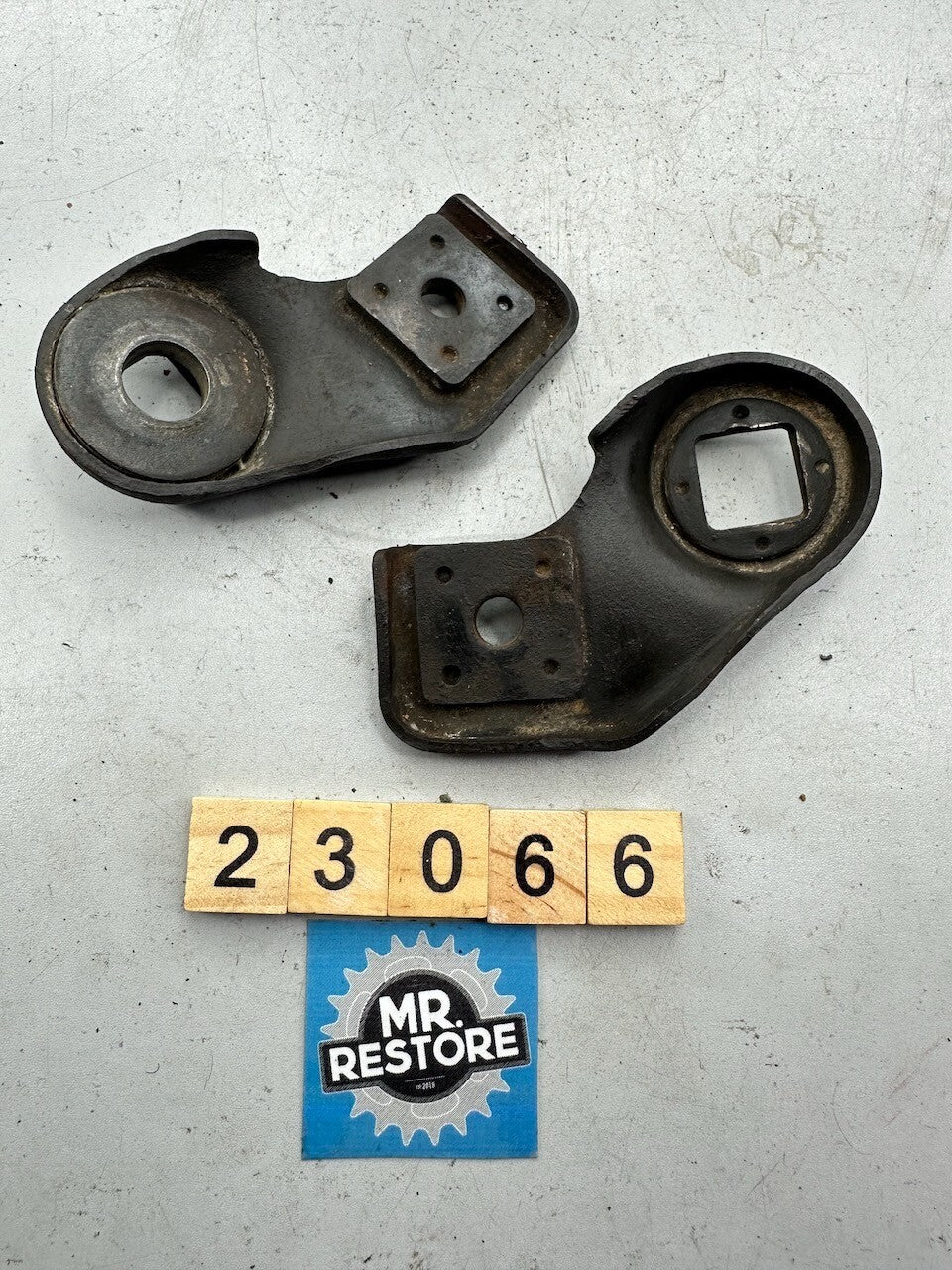 Suzuki GS650 Katana '81-82' Turn Signal Indicator Bracket (pair)