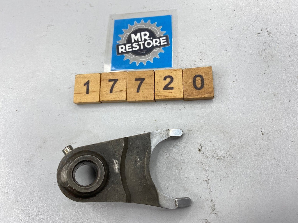 Honda XL500 XL250 XR500 XR250 FT500 Centre Gearshift Fork 24213-429