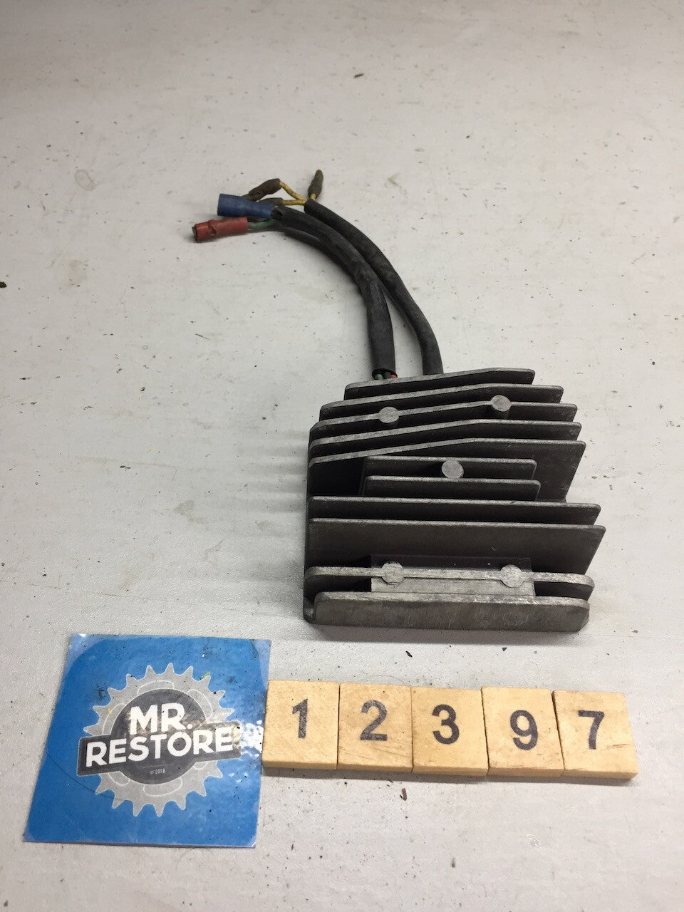 Honda CB400 CM400 Regulator Rectifier OEM