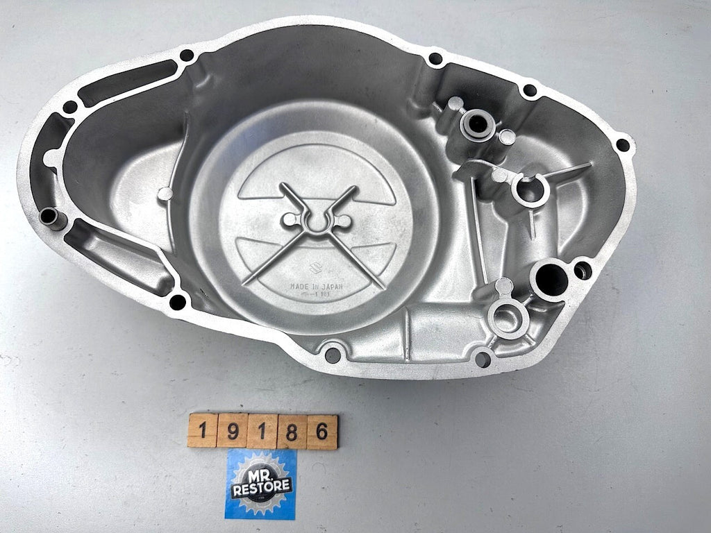 Suzuki GT250 Right Hand Side Engine Cover & Dipstick - Vapour Blasted