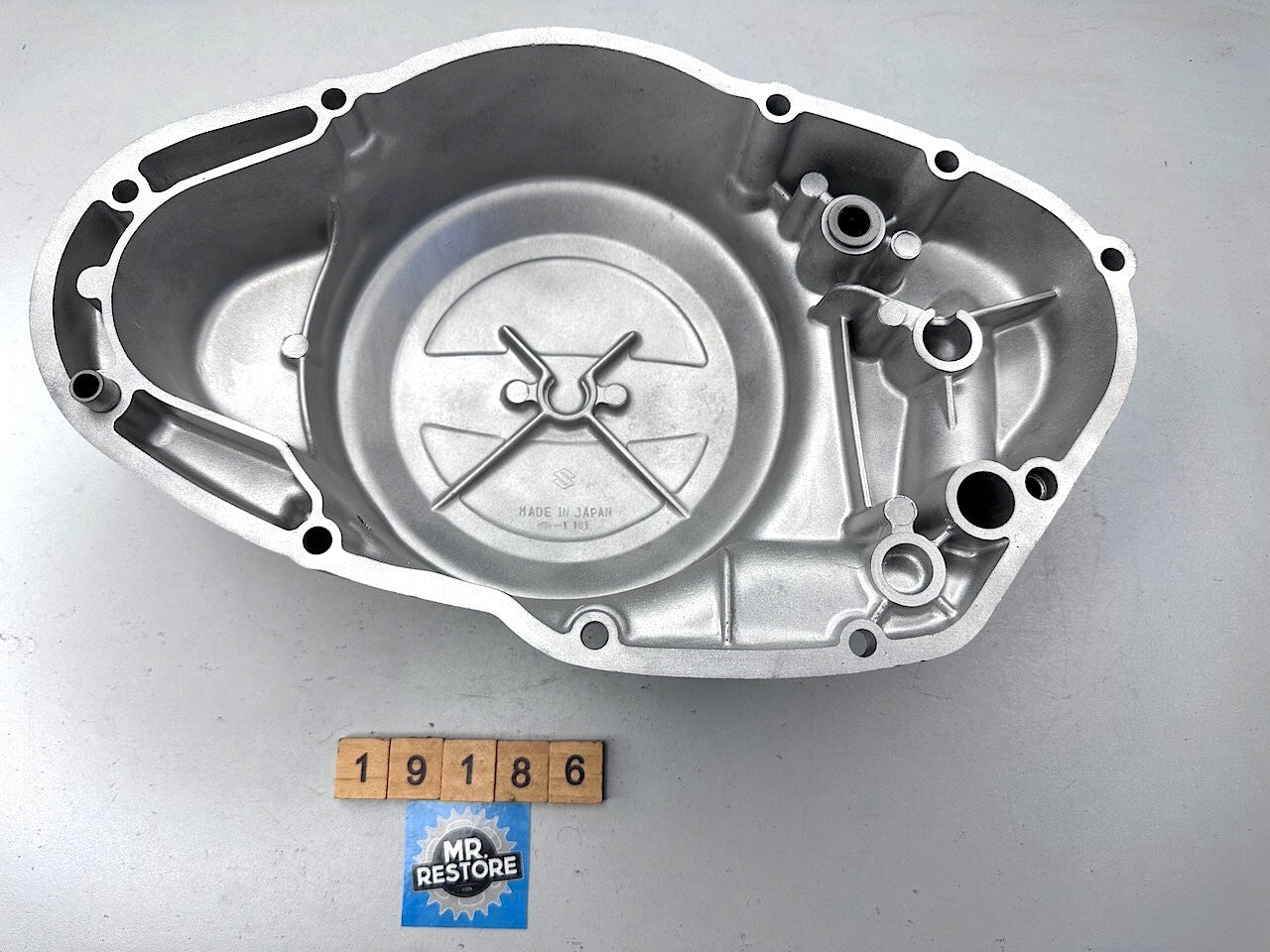 Suzuki GT250 Right Hand Side Engine Cover & Dipstick - Vapour Blasted