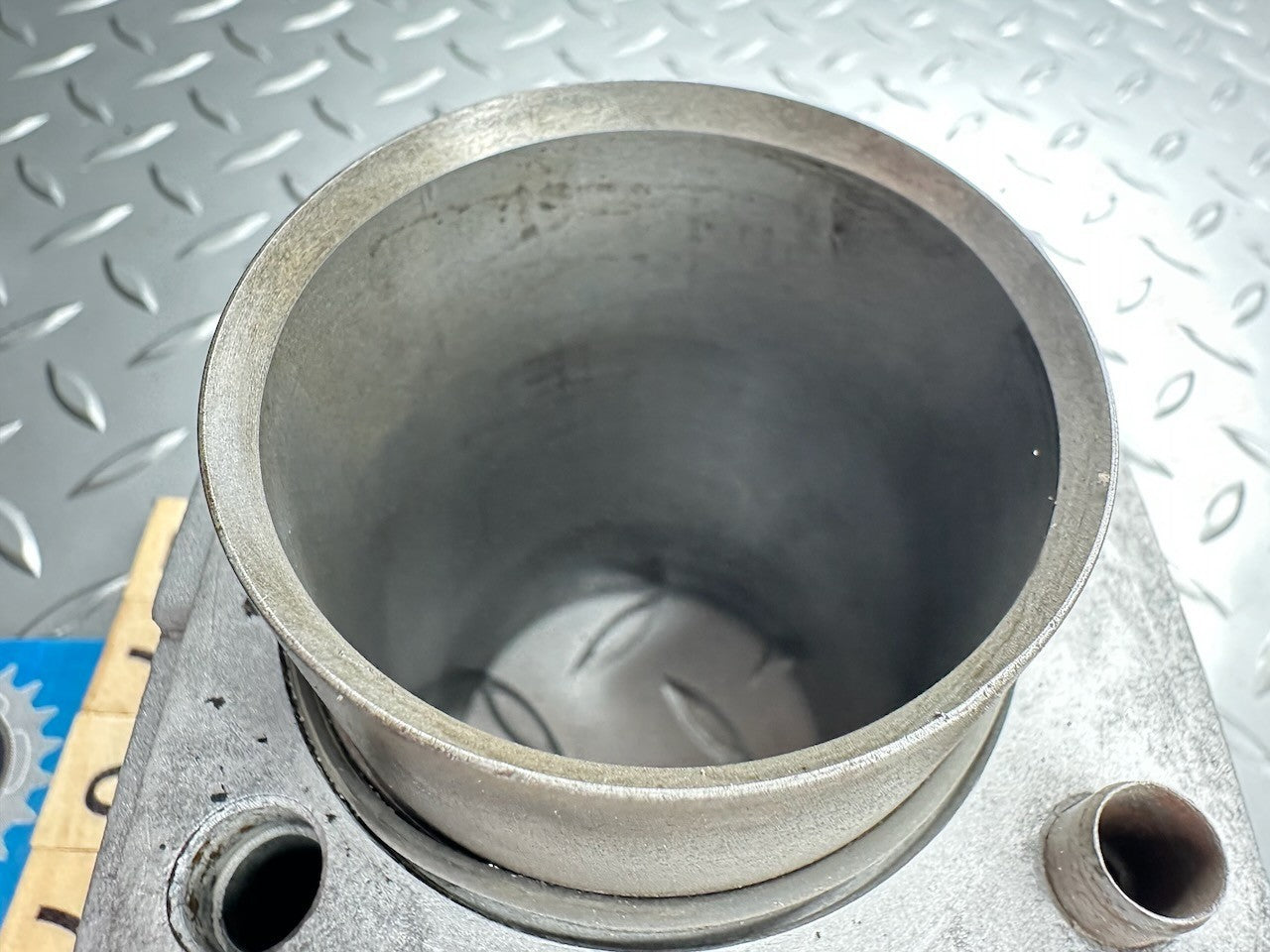 Honda SL125 CB125 TL125 XL125 CL125 Cylinder 12100-324-010