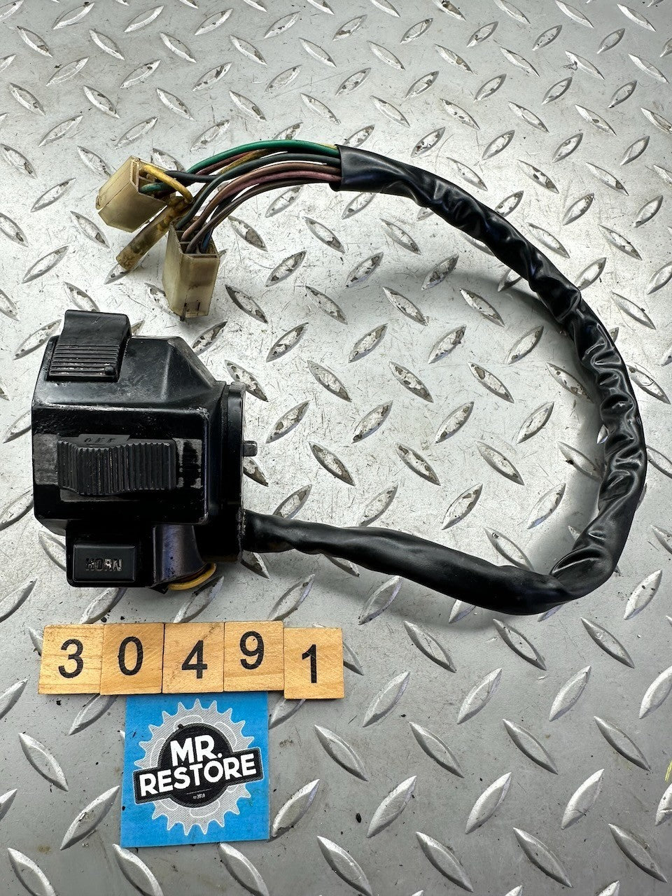 Yamaha RZ350 RZ250 K RD250 RD350 K YPVS OEM L/H Handlebar Switch 31L-83972