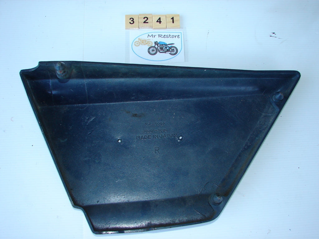 Kawasaki Z500A Side Panel R/H 36001-1028