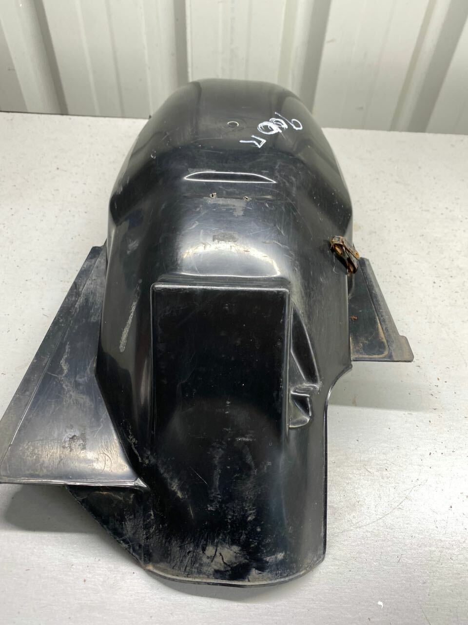 Kawasaki GPZ900R ZX900 GPZ750R Rear Fender Under Guard
