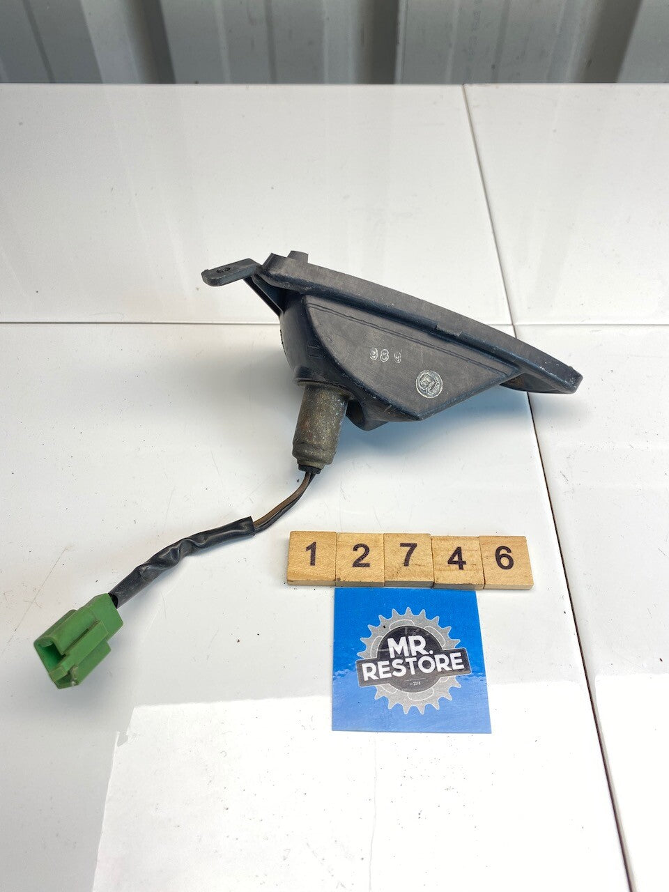 Yamaha FJ1200 Front R/H Indicator Flasher assy.