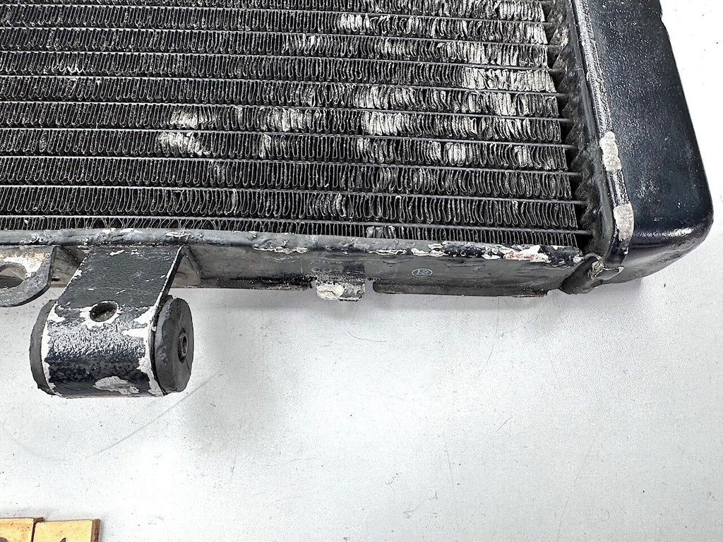 Honda CBR250RR MC22 Radiator 19010-KAZ-003