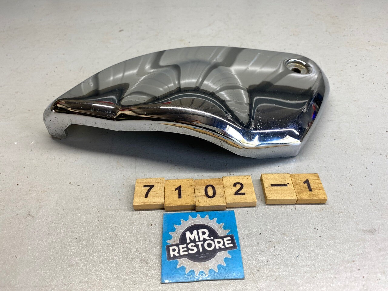 Suzuki GSF1200 GSF600 Bandit Left Hand Air Cleaner Cover 13920-26E0