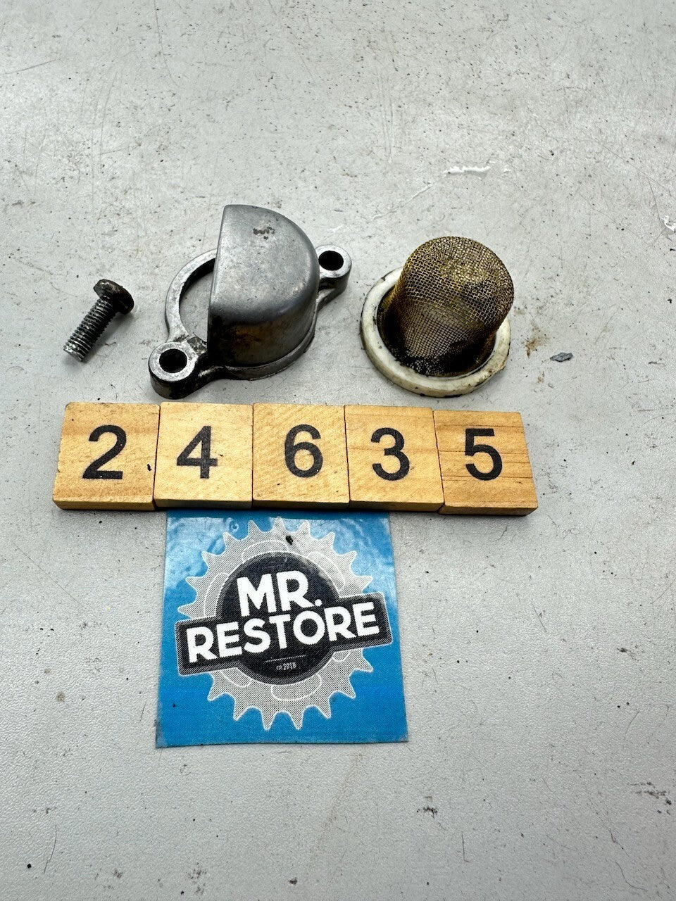 Yamaha TZR250 1KT 2MA TDR250 R1-Z Oil Strainer & Cover 1KT-14417 51Y-13411-00
