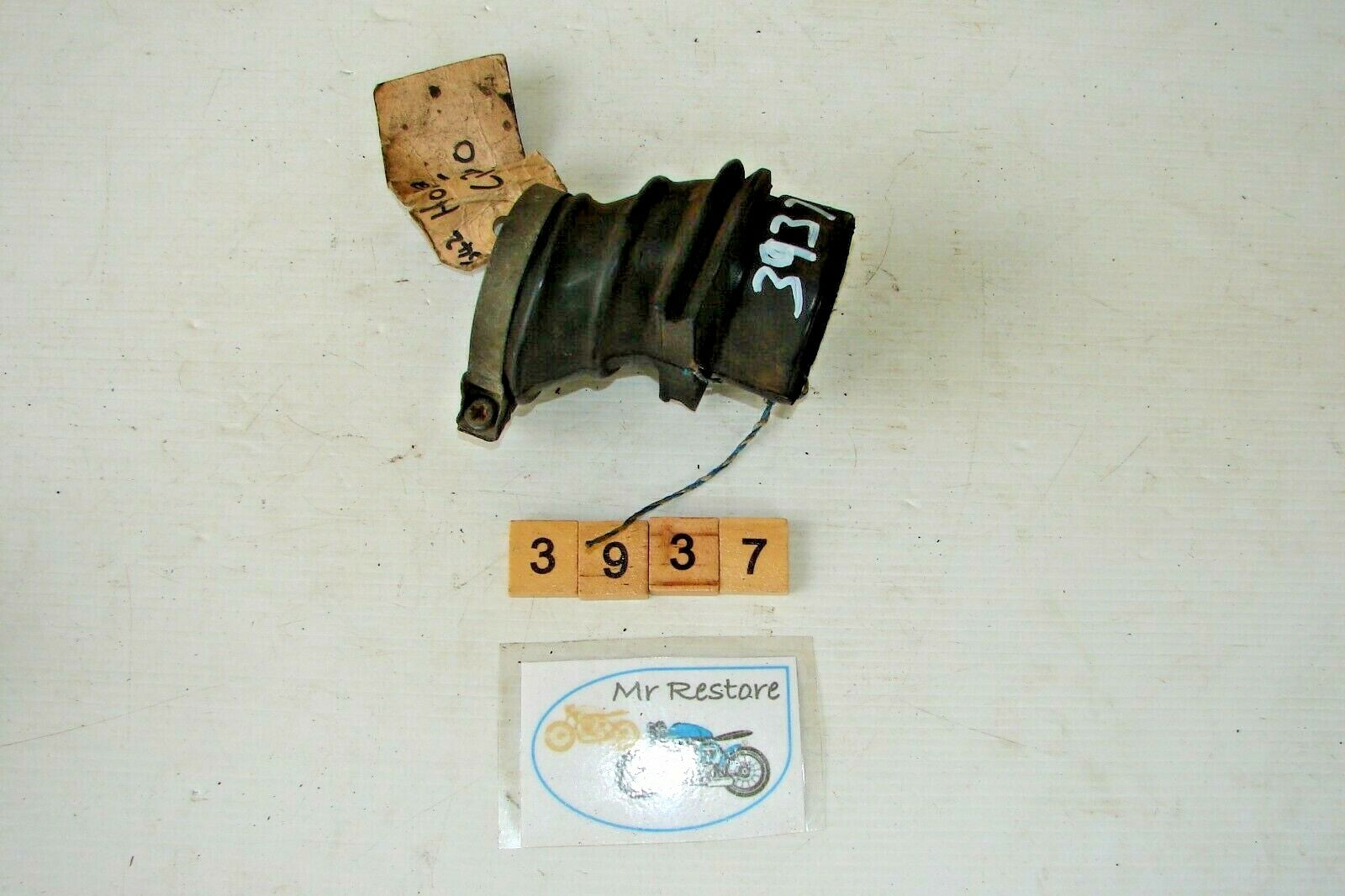 Honda CB360 Air Box to Carb Rubber and clip 