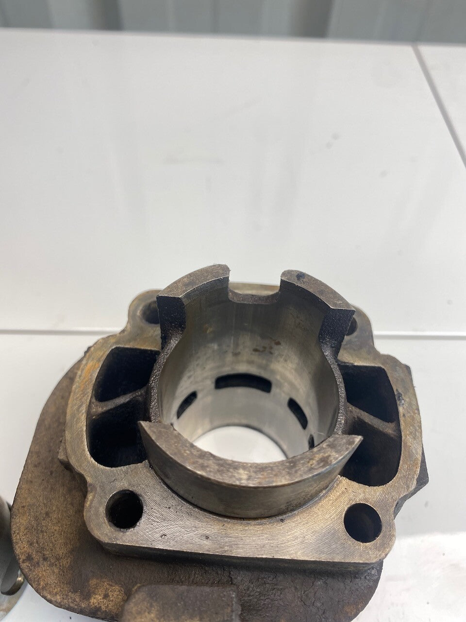Yamaha CY50 Jog 3KJ Zuma & YA50 - Cylinder & Piston @40.50mm OEM - 3KJ-11311-10