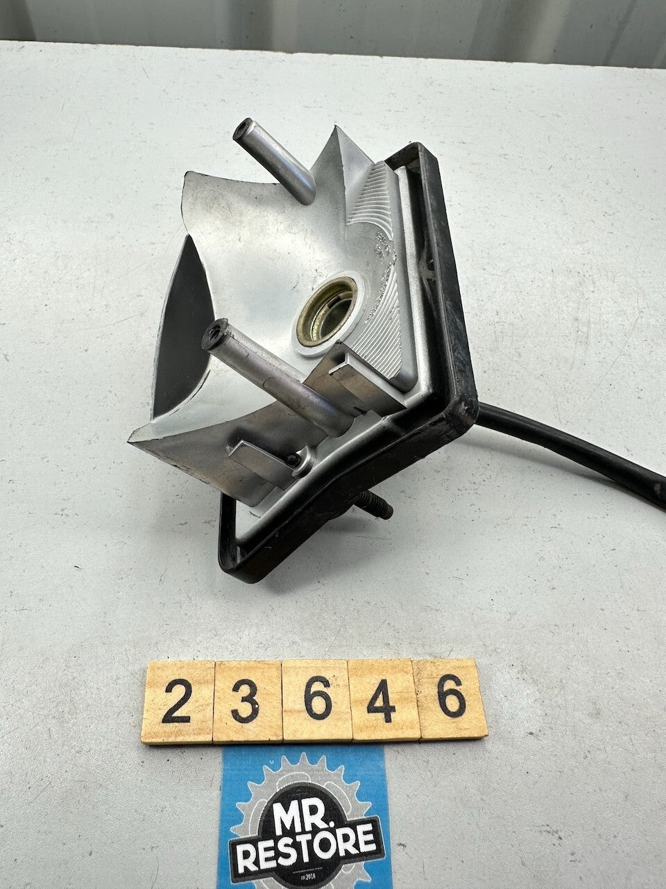 Kawasaki ZZR250 EX250 '91-03' Rear Light Taillight 23025-1209