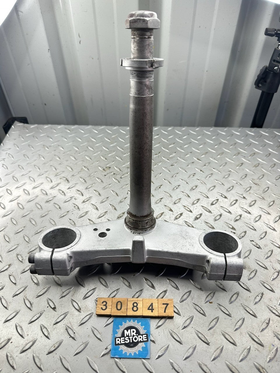Suzuki GSXR1100 86-88 Lower Fork Clamp Triple Tree Steering Stem 51410-06B10