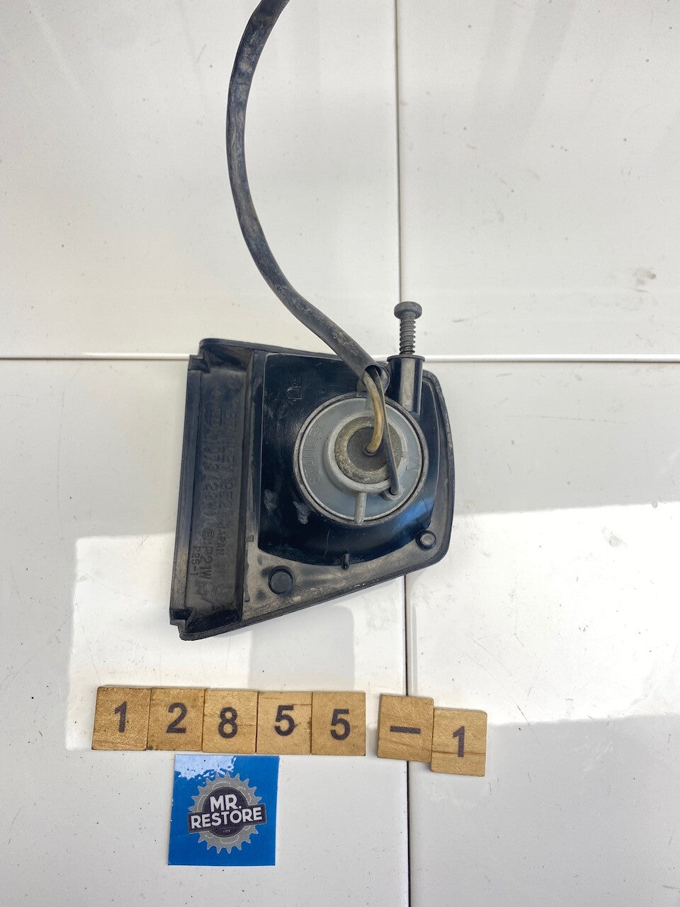 Kawasaki GPZ1000 RX Rear R/H Indicator & Bulb Holder Loom 23040-1124