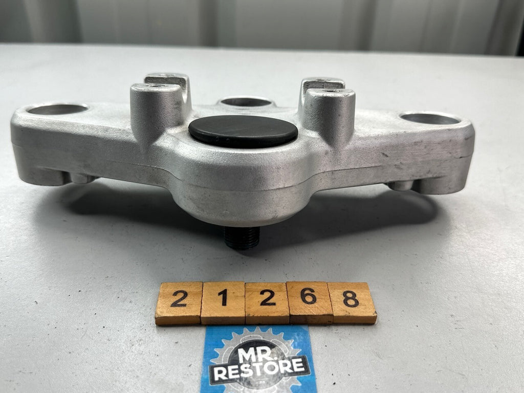 BMW R1150GS Upper Fork Cross Brace Clamp 2314946