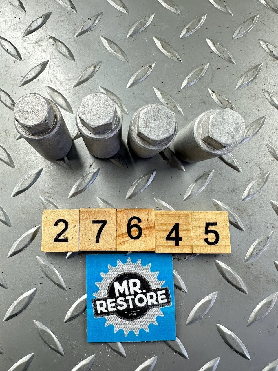 Yamaha TY250 YZ400 DT400 DT250 TT500 XT600 XT550 Cylinder Head Nut Set