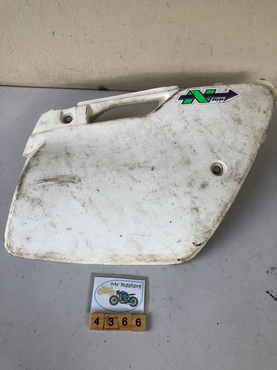 Kawasaki KX125 1994-98 R/HÂ 36001-1539 Genuine OEMÂ VMX Classic